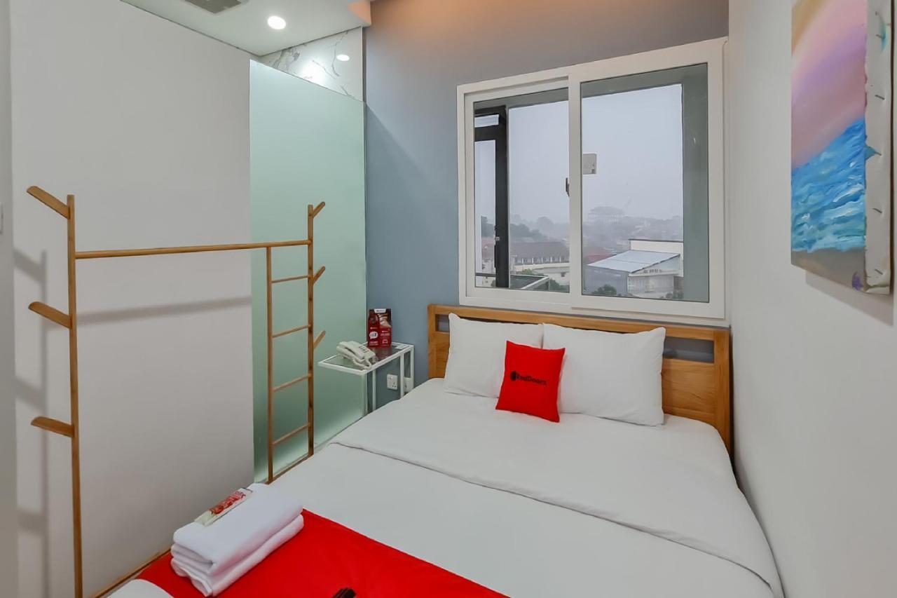 Reddoorz Plus @ Batutulis Bogor Exterior photo